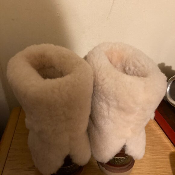 UGG PATTEN Shearling Cuff Chestnut Brown Leather Boots US 7. 1008823 - Picture 7 of 9